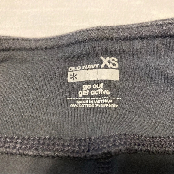 Old Navy Go Out Get Active Capri XS - Picture 7 of 11
